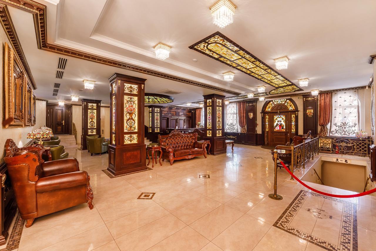 Hotel Dinastiya Koersk Buitenkant foto